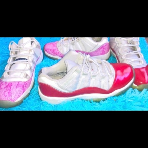 pink white 11s